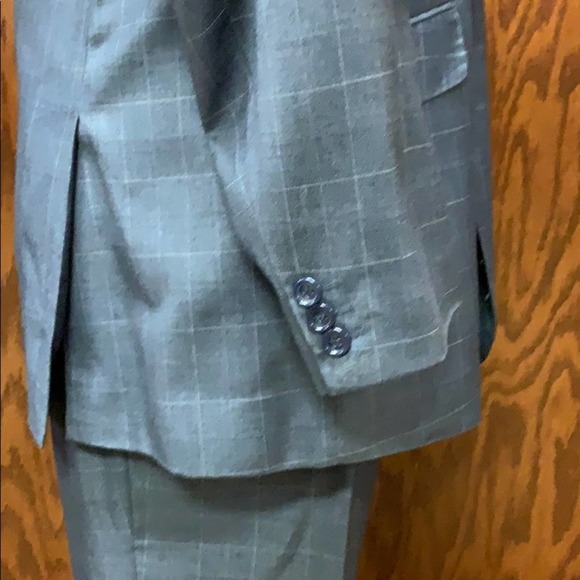 Statement Italy 2 Piece Plaid Suit - Picture 11 of 14